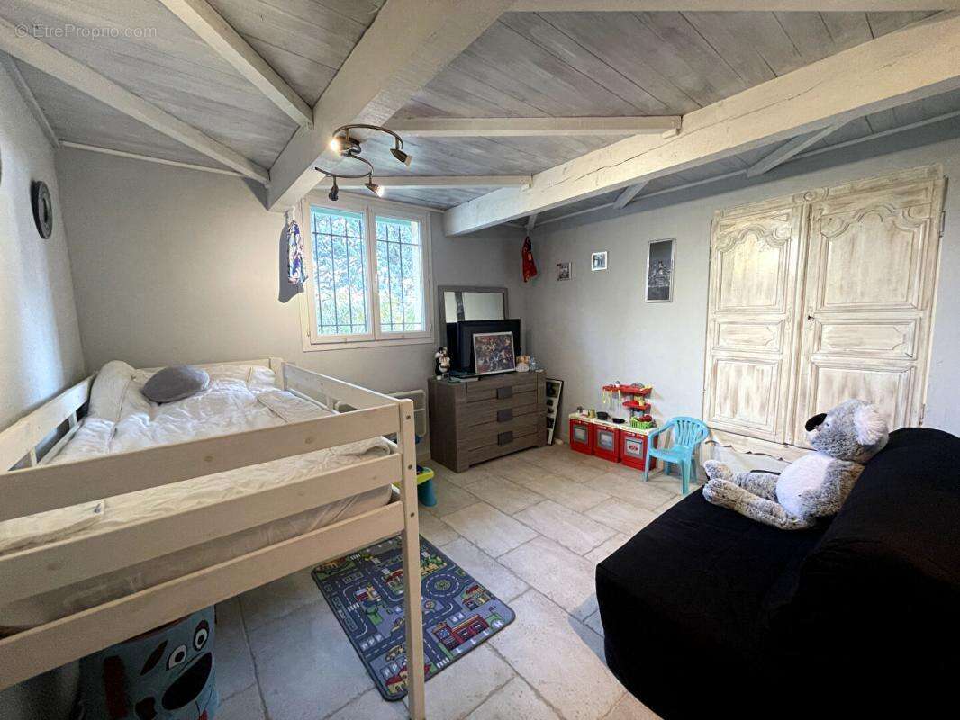 Maison à MONTAUROUX