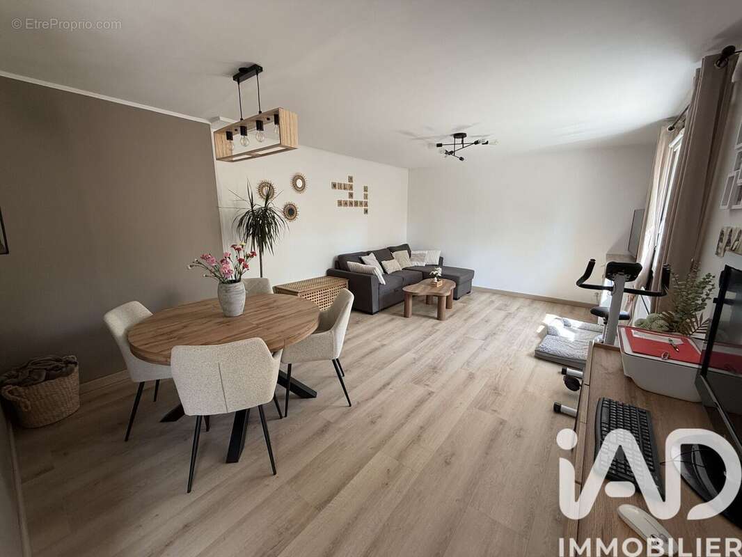 Photo 2 - Maison à TIGERY