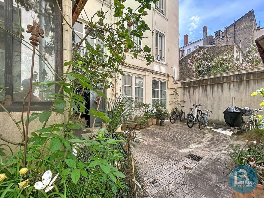 Appartement à LYON-6E