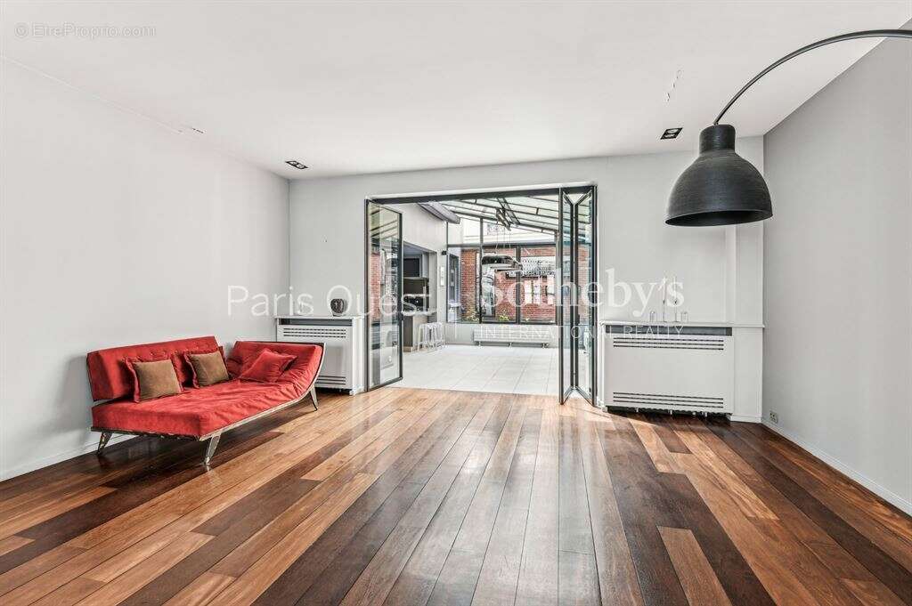 Maison à PARIS-17E
