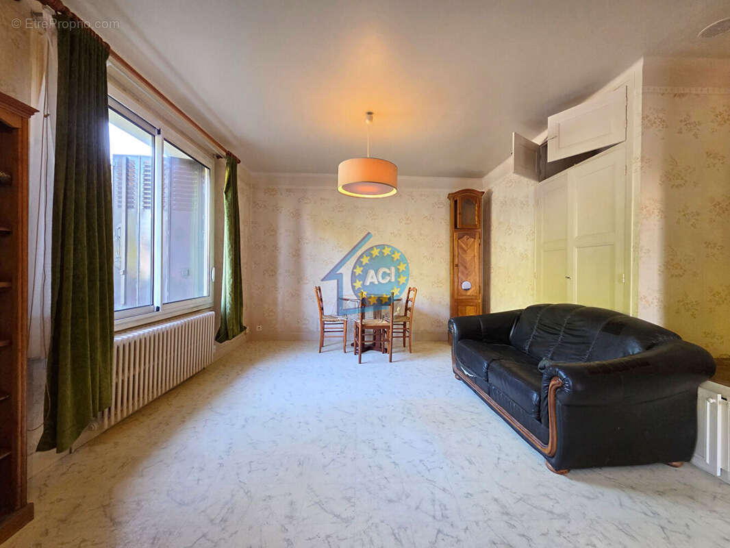 Maison à MANTES-LA-JOLIE