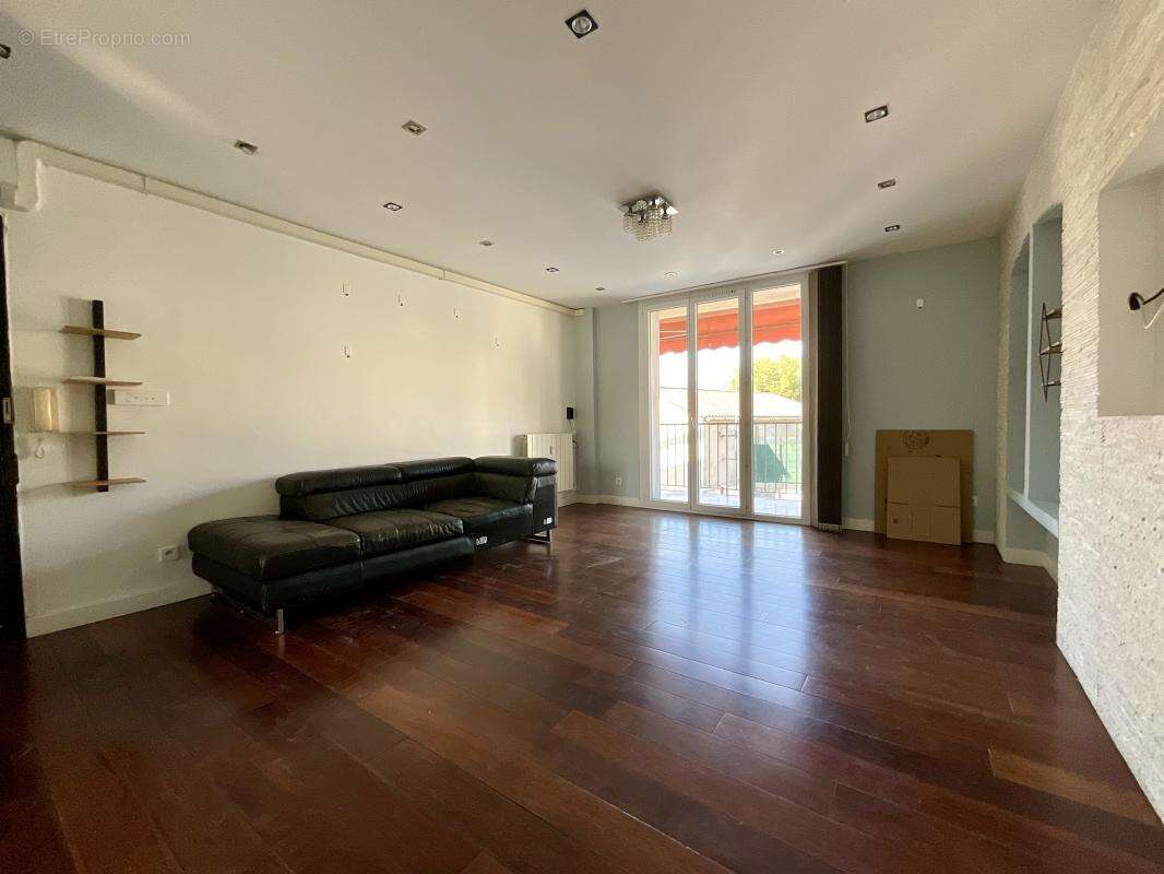 Appartement à MARSEILLE-14E