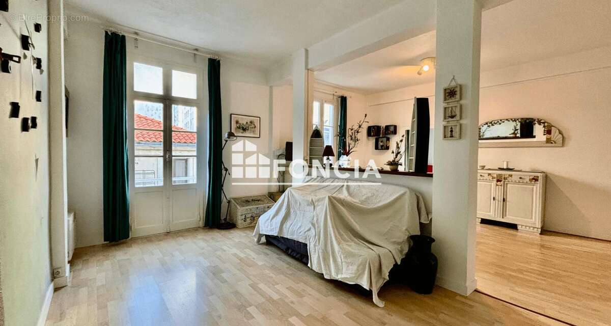 Les sables d'olonne - centre plage - vue latérale mer - appartement t3 avec 2 balcons - photo 7