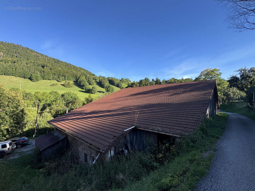 Maison à LULLIN