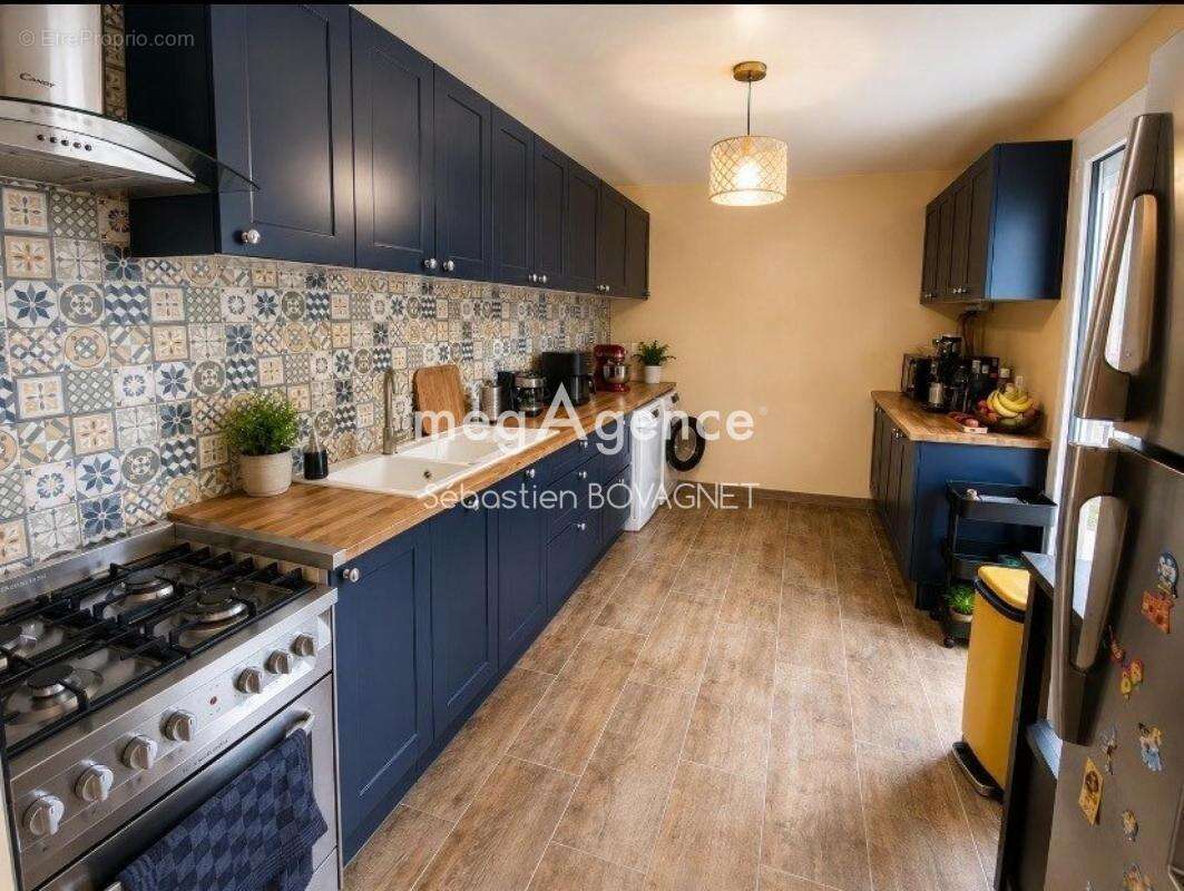 À VENDRE – Maison familiale avec vue dégagée à Lalacelle - photo 4
