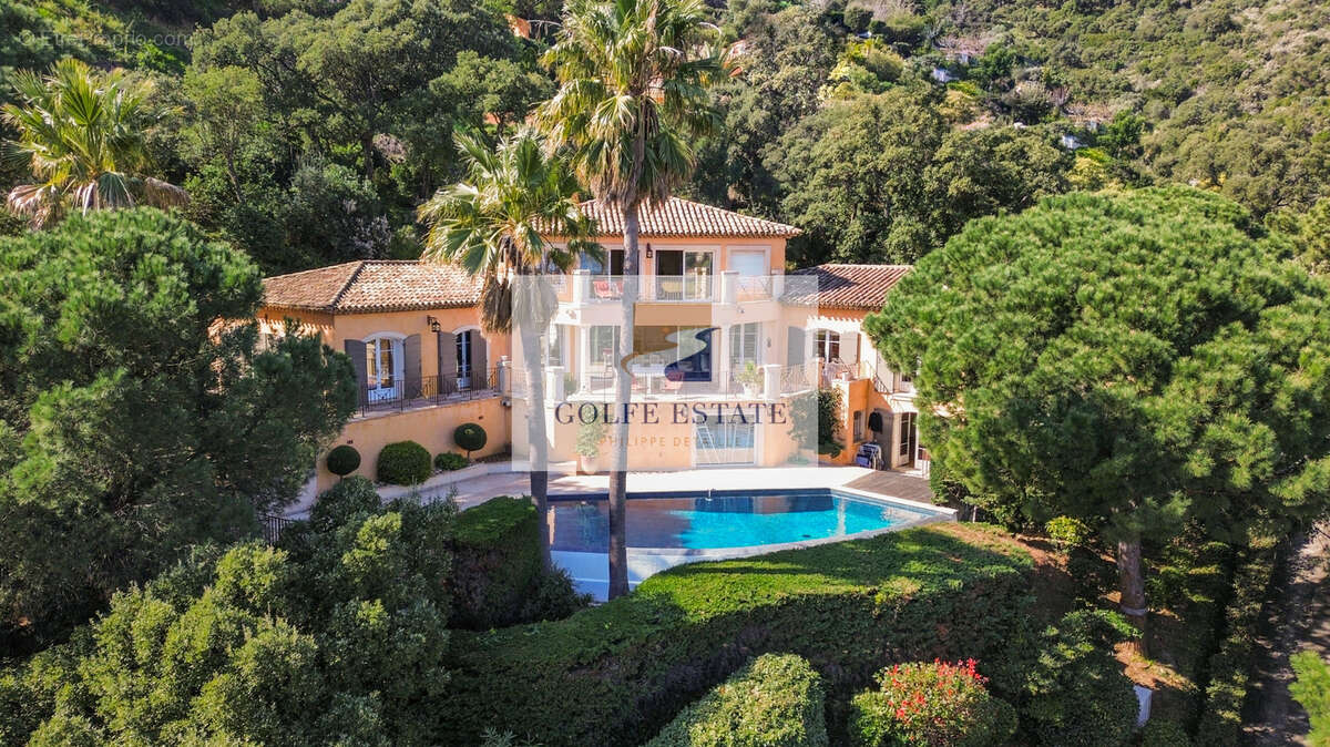 Maison à CAVALAIRE-SUR-MER