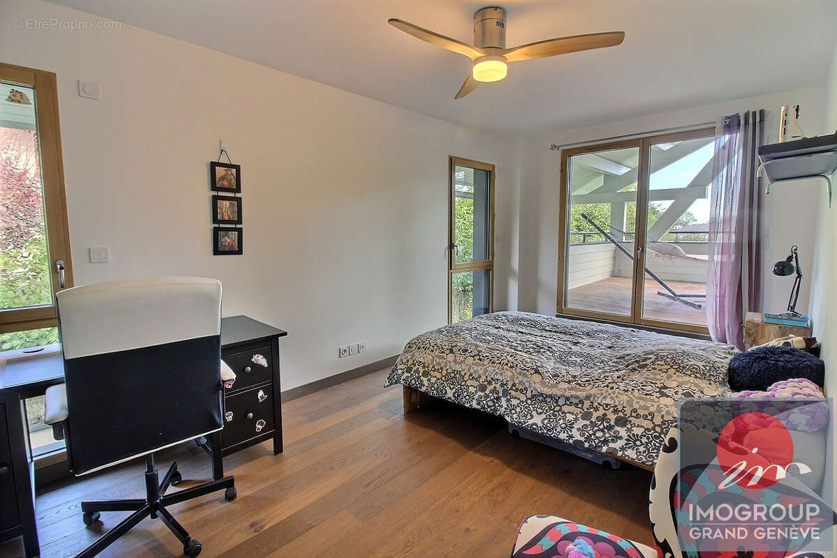 Maison à DIVONNE-LES-BAINS