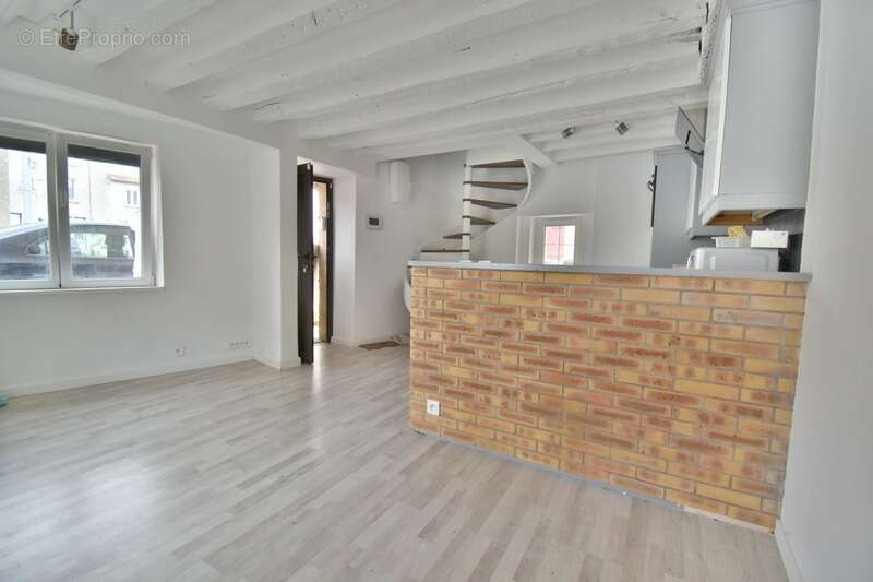 Christophe Michaudelle, Capifrance, vous propose : proche MEAUX / SAINT SOUPPLETS - à ETREPILLY, maison de ville 3 pièces, 2 cha - photo 5