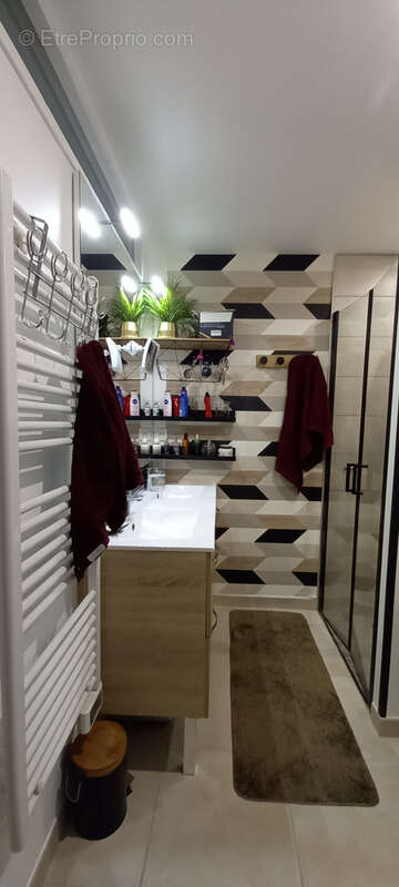 Maison à AMBARES-ET-LAGRAVE