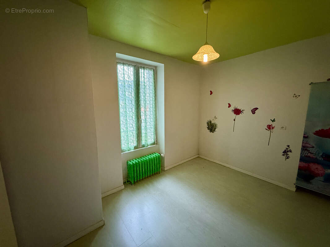Maison de plain-pied type 4 sur 177 m2 de terrain - photo 5