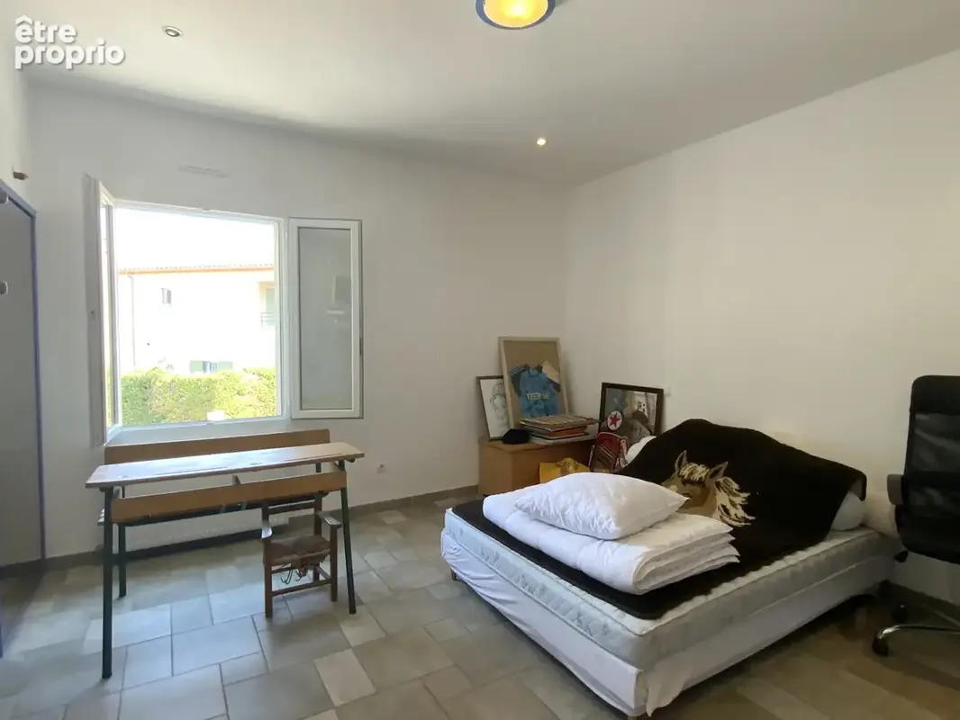 Immeuble de 2 logements avec terrain. - photo 10