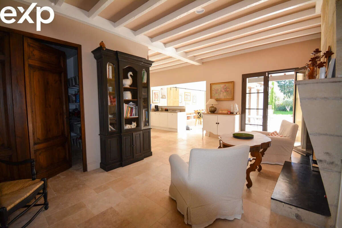 Un accès temporisé - Maison à BEAUTIRAN