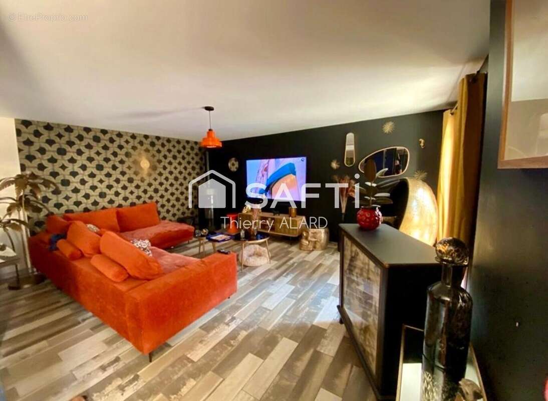 Photo 2 - Maison à LE MESNIL-EN-THELLE