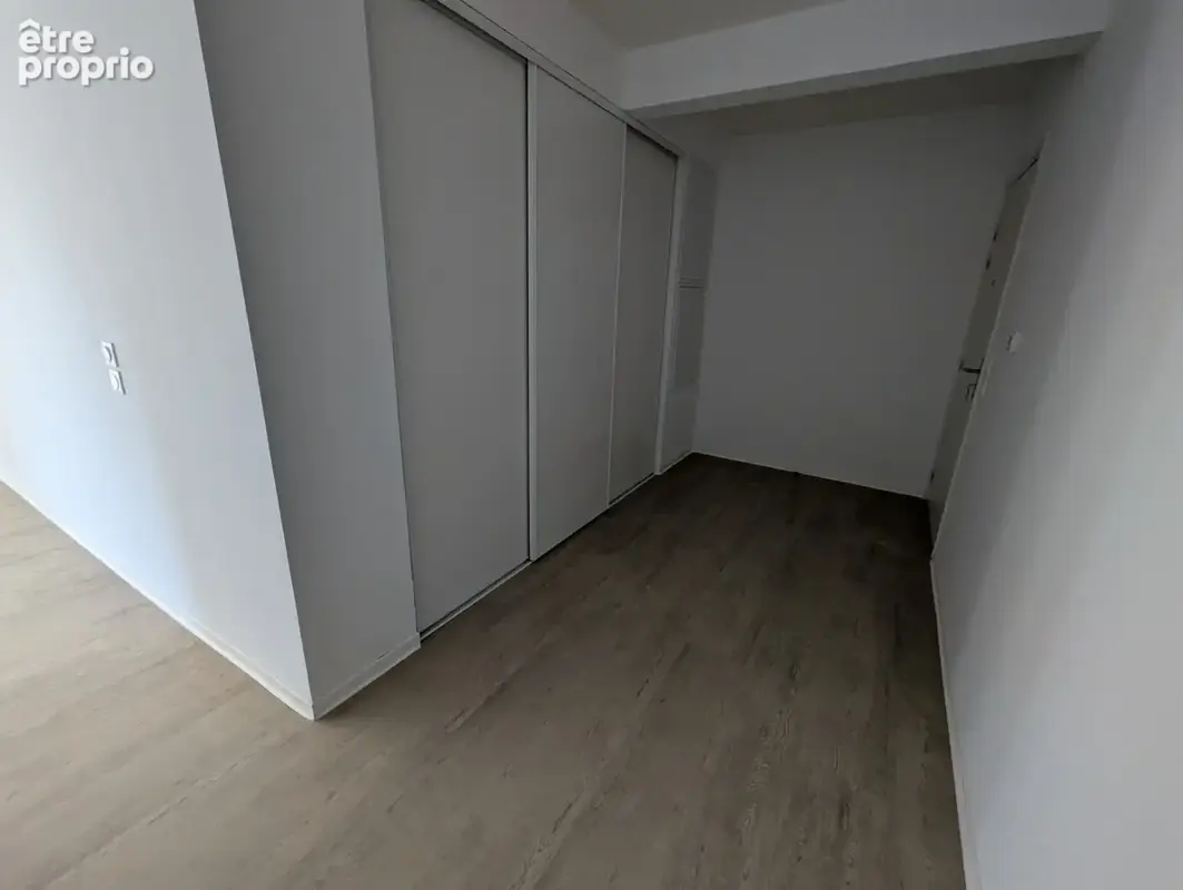 Appartement T2 - 47 m2 - Nîmes (Mont Duplan) - Terrasse & Parking - photo 10