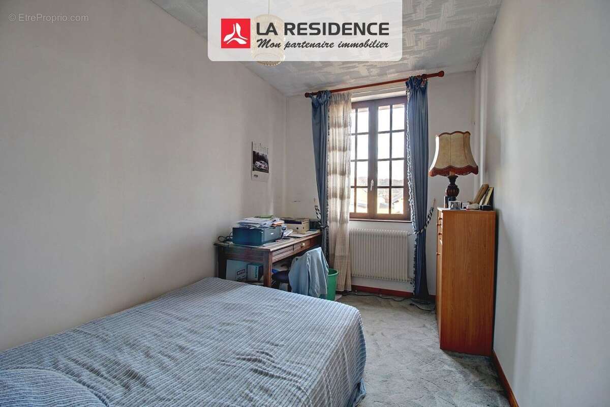 Maison à SAINT-ETIENNE-DU-ROUVRAY