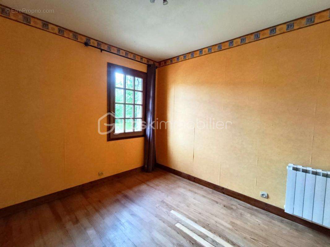 Maison familiale de 207 m² sur 7 120 m² de terrain – Calme absolu à Mandeville En Bessin - photo 11