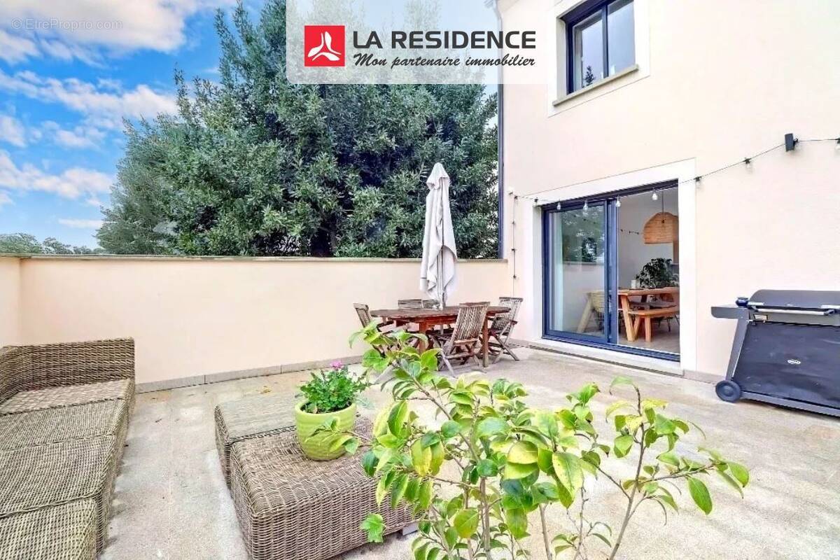 Maison à MAREIL-MARLY