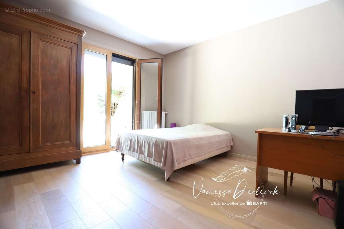 Photo 5 - Maison à LE VAL-SAINT-GERMAIN