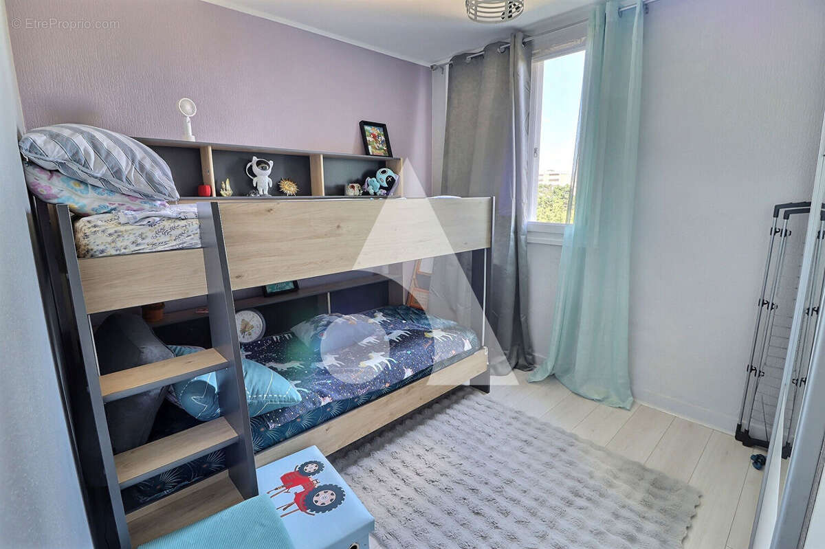 Appartement Pontoise 4 pièce(s) 87 m2 - photo 5