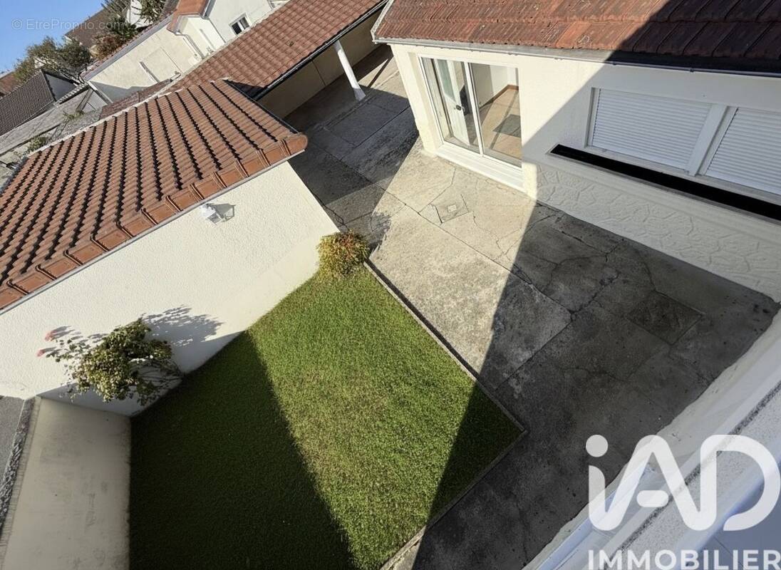 Photo 1 - Maison à PONT-SAINTE-MAXENCE