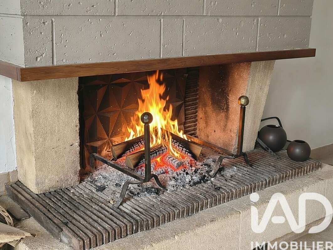 Maison 144 m² à Forges-Les-Bains  - photo 5