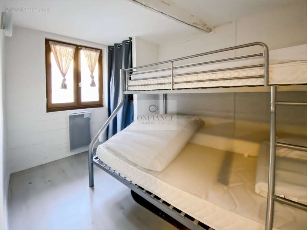 Appartement à SAINT-ETIENNE-DE-TINEE