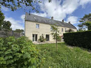 Maison à FONTAINE-HENRY