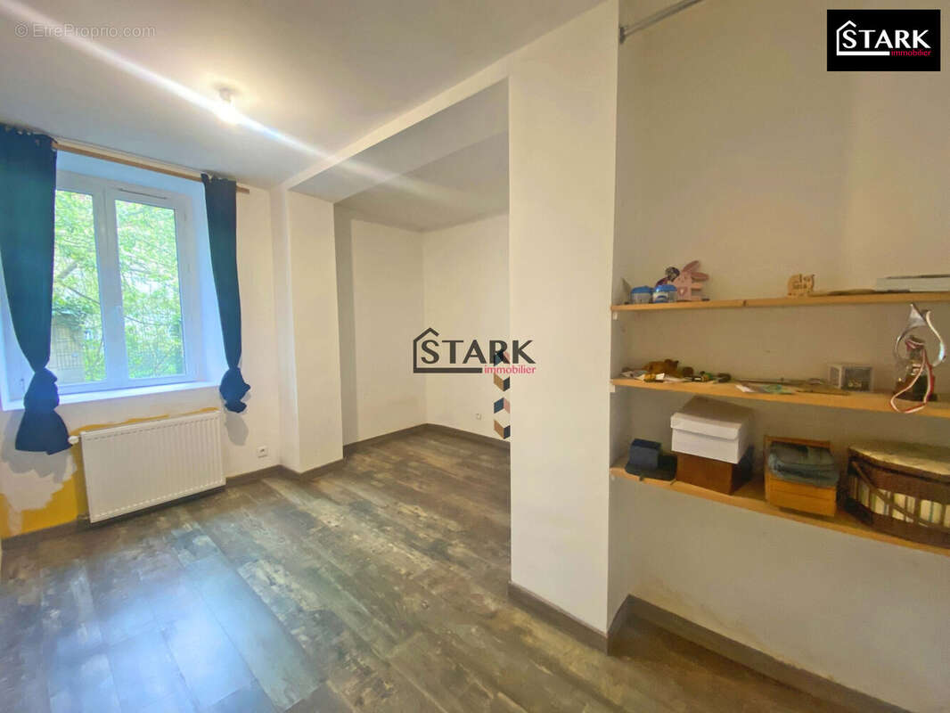 Appartement 350 m² à Hericourt  - photo 6