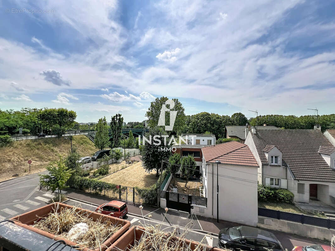 Appartement 65 m² à Joinville-Le-Pont  - photo 4