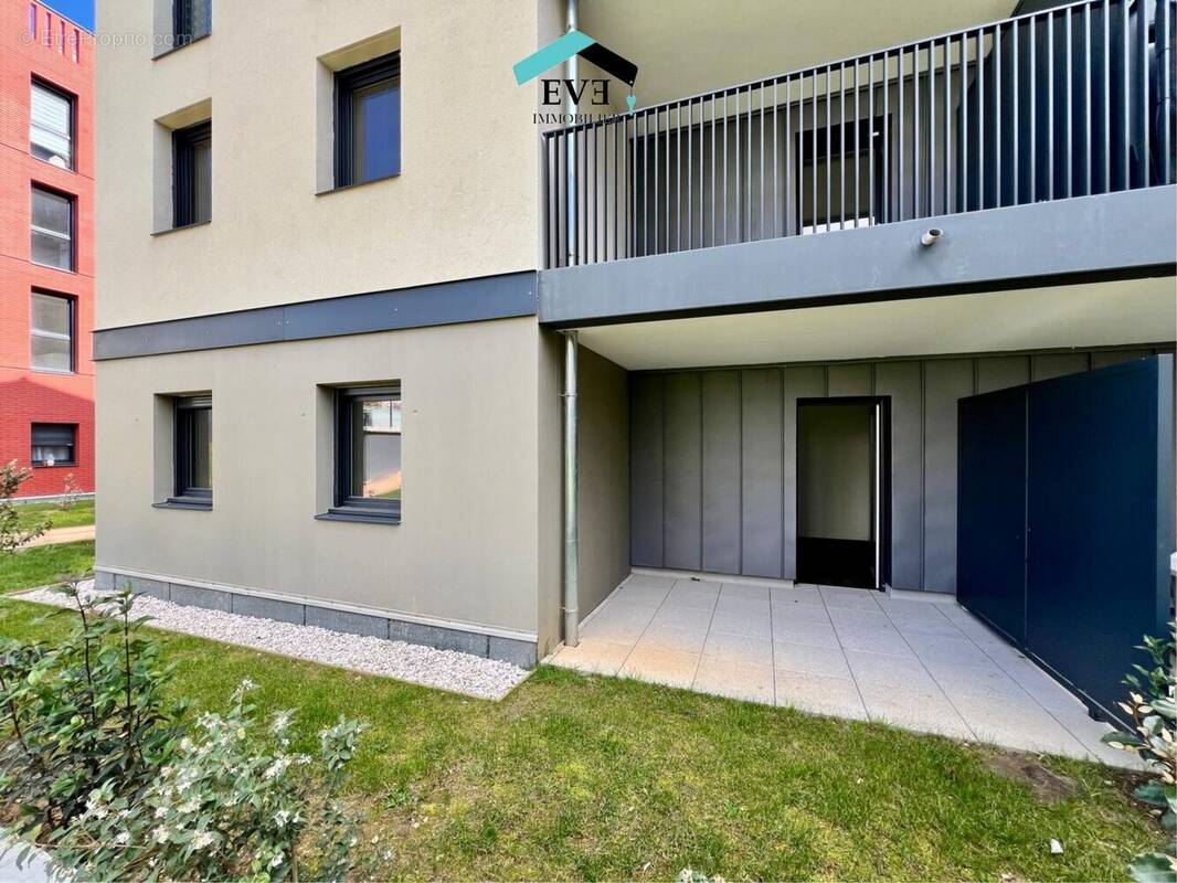 Appartement à PONT-DE-CHERUY