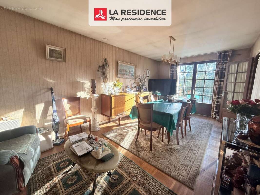 Maison à VELIZY-VILLACOUBLAY