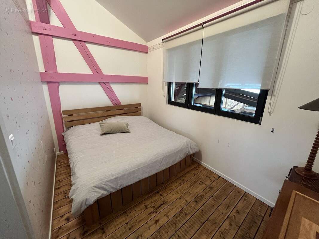 Chambre2 - Appartement à EPFIG