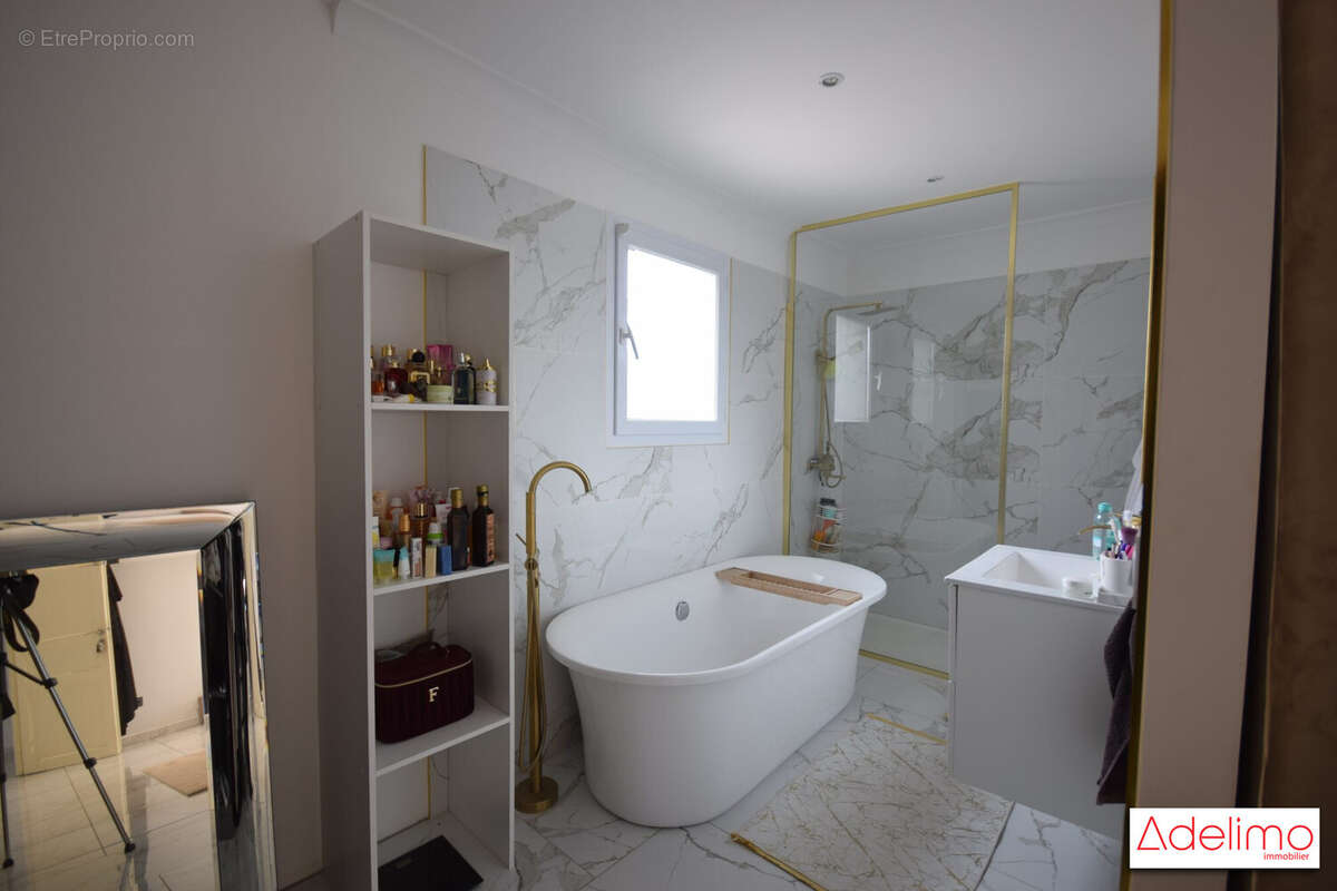 coté salle de bains