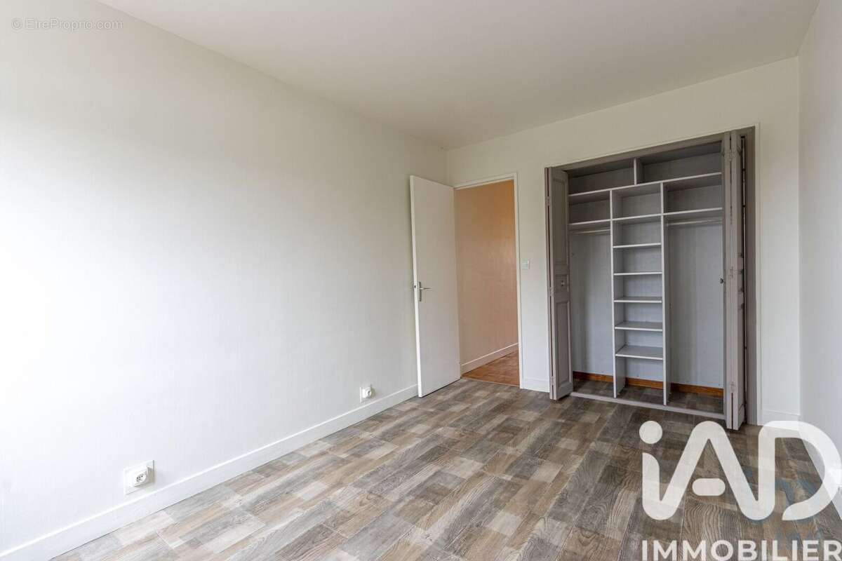 Photo 8 - Appartement à LA FRETTE-SUR-SEINE
