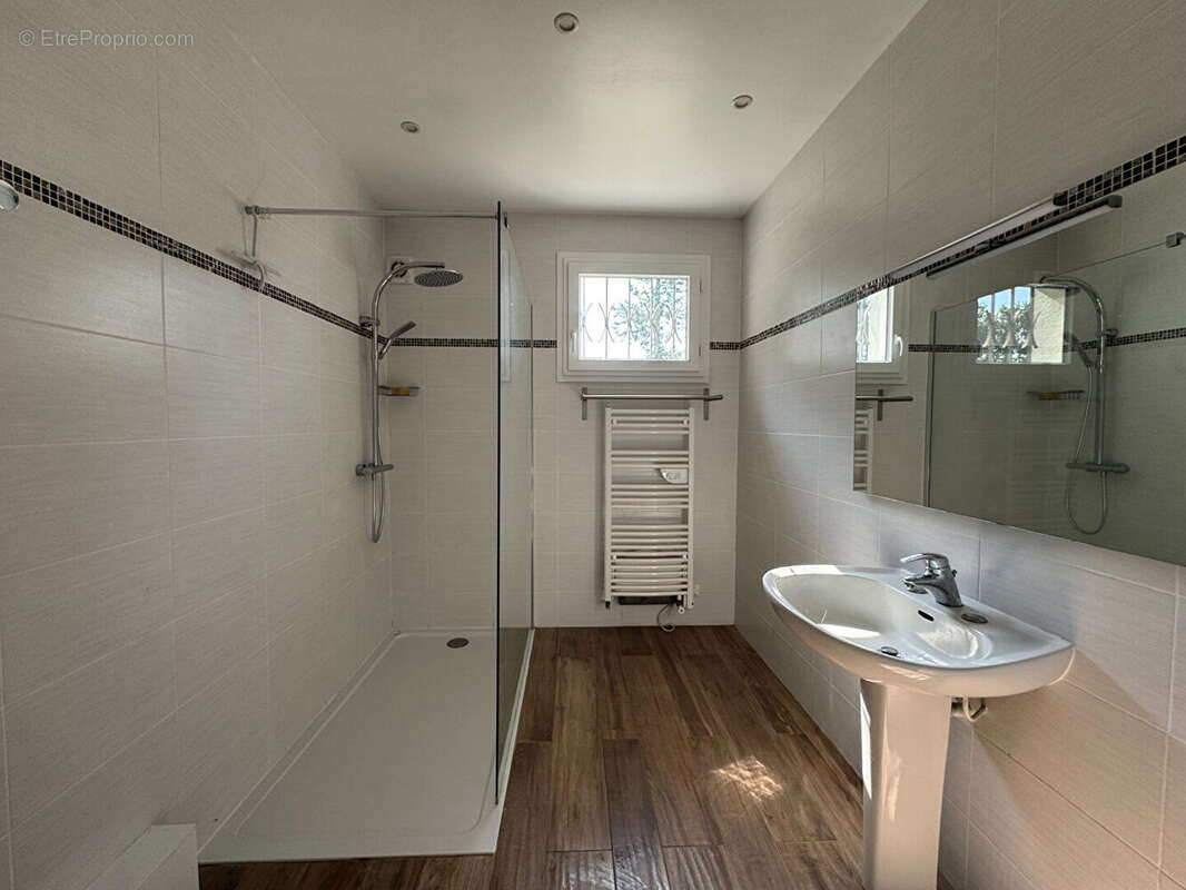 Maison à MARTIGNE-SUR-MAYENNE