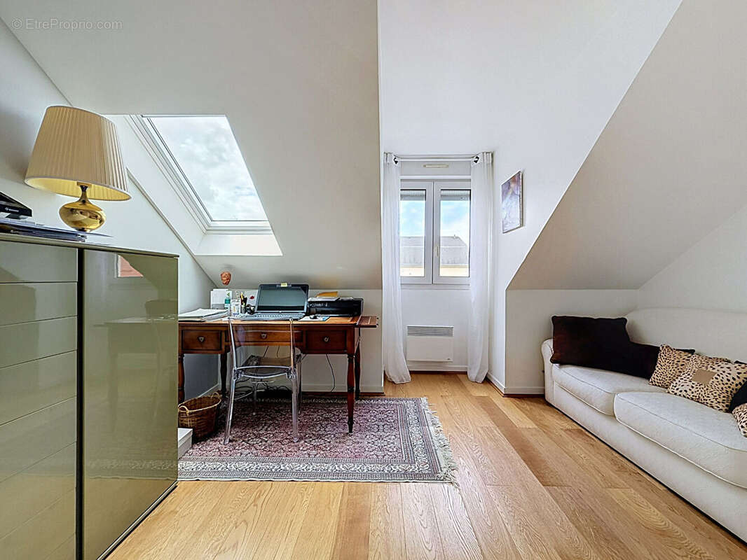 Appartement à NANTERRE