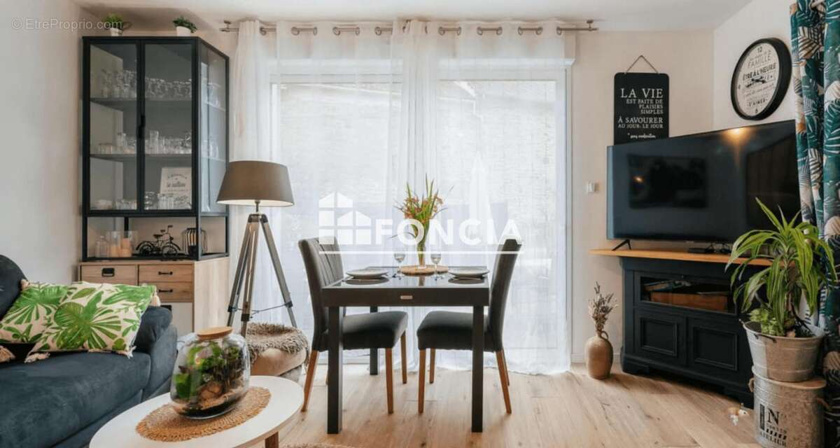 Maison à BAGUER-PICAN