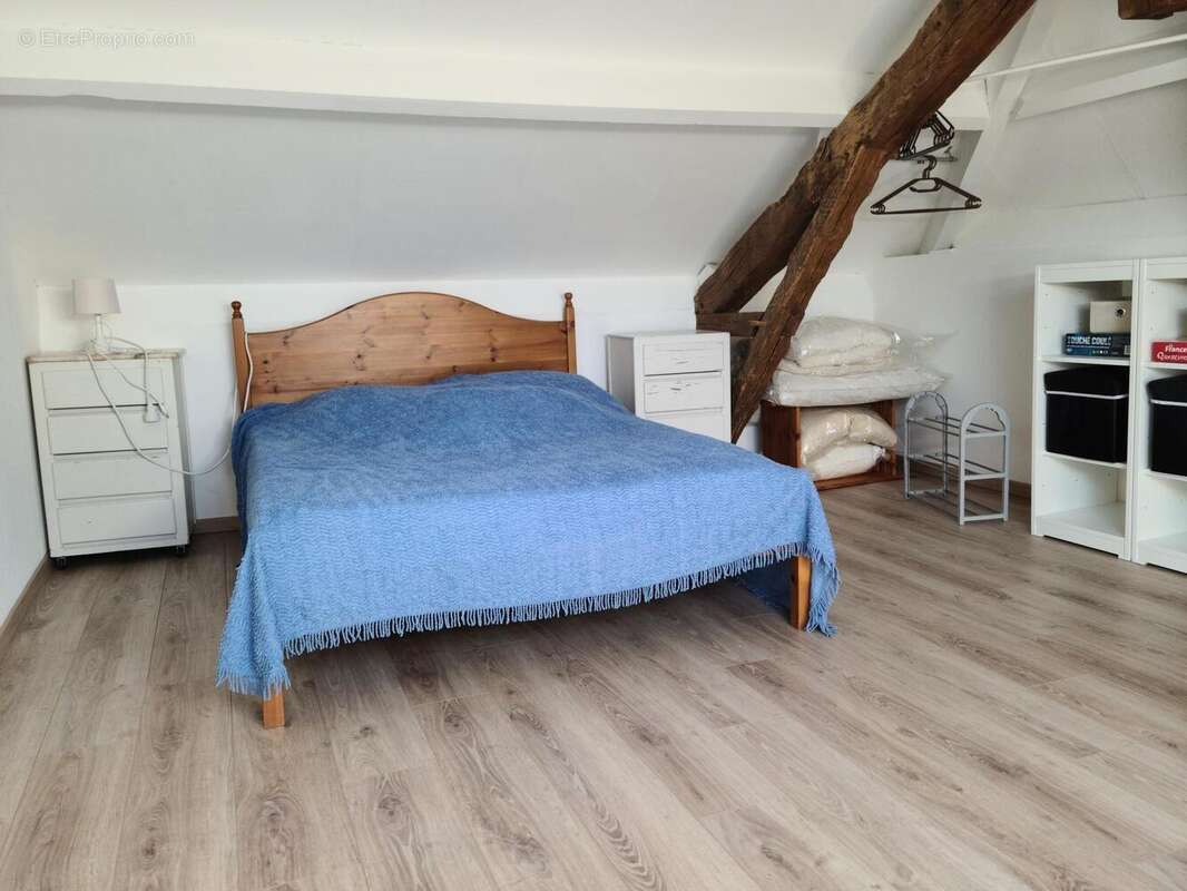 Maison 111 m² à Caillac  - photo 6