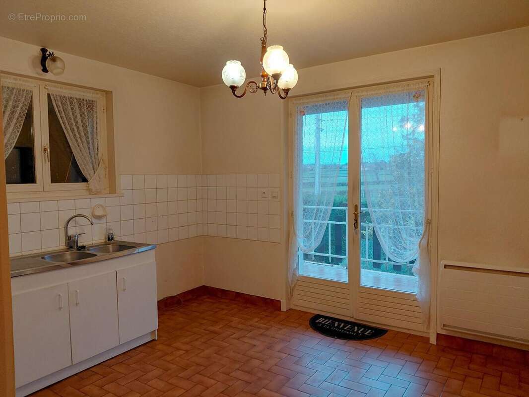 Photo 9 - Maison à POUILLY-SOUS-CHARLIEU