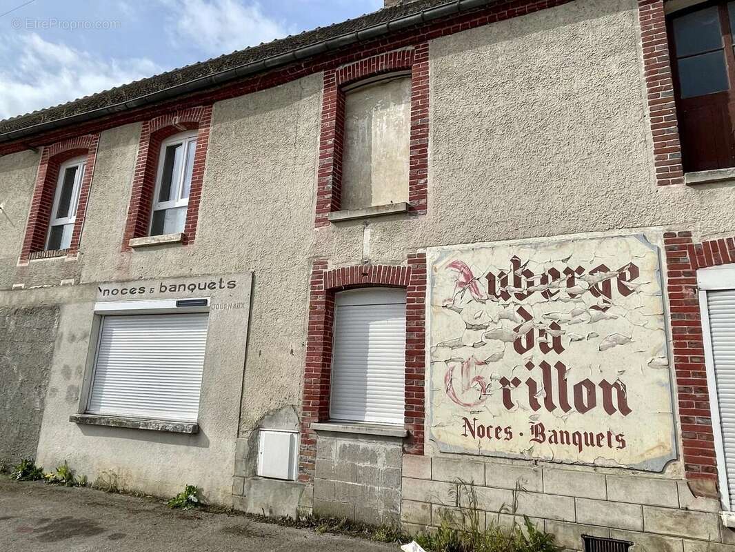 Appartement à SAINT-JUST-SAUVAGE