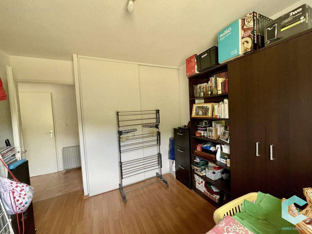 Appartement à PINEUILH