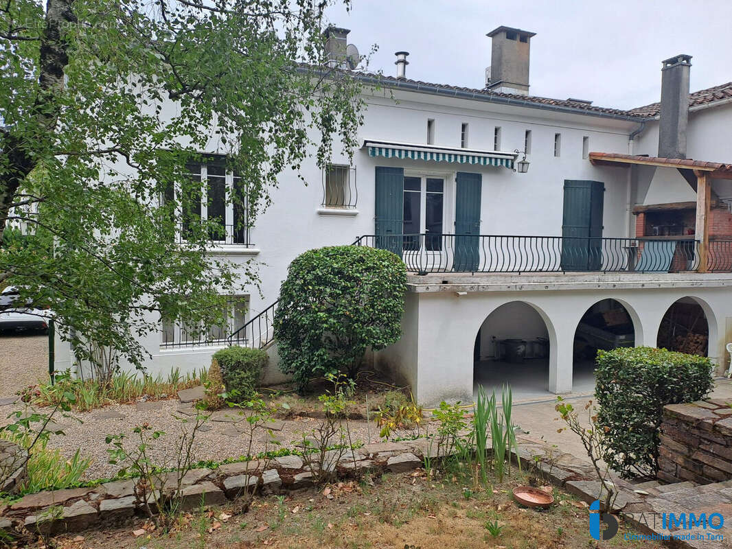 Maison 280 m² à Mazamet  - photo 2