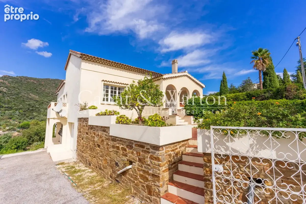 Maison à RAYOL-CANADEL-SUR-MER