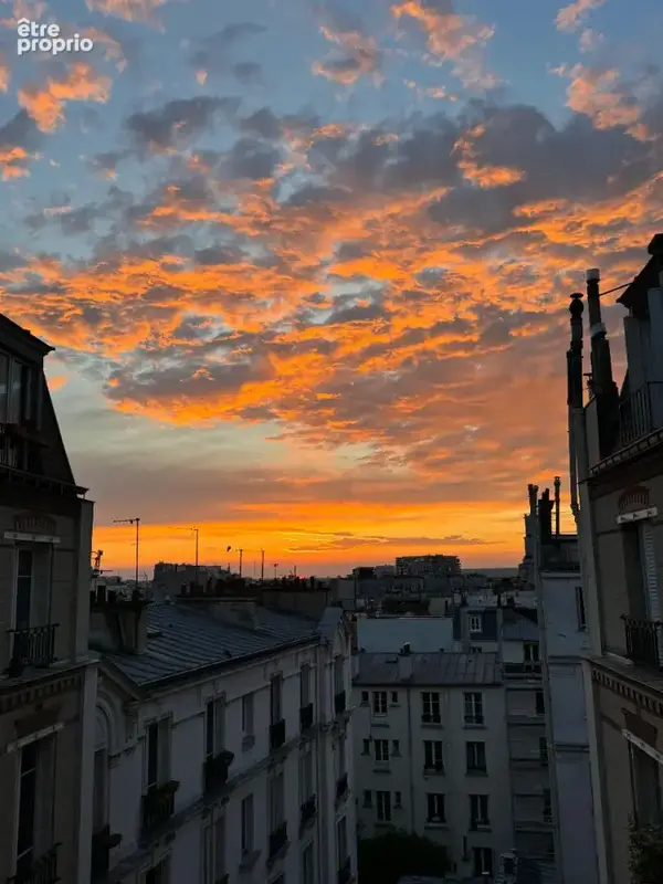 Exclusivité Batignolles ? 2 pièces lumineux avec une chambre indépendante, un débarras et une cave. - photo 12