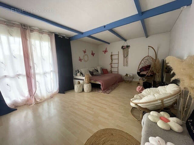 Vaste t3 loue par gardienne de residnce au bouscat - photo 2
