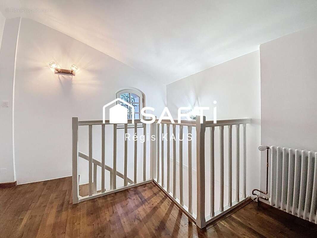 Maison 160 m² à Thire  - photo 9