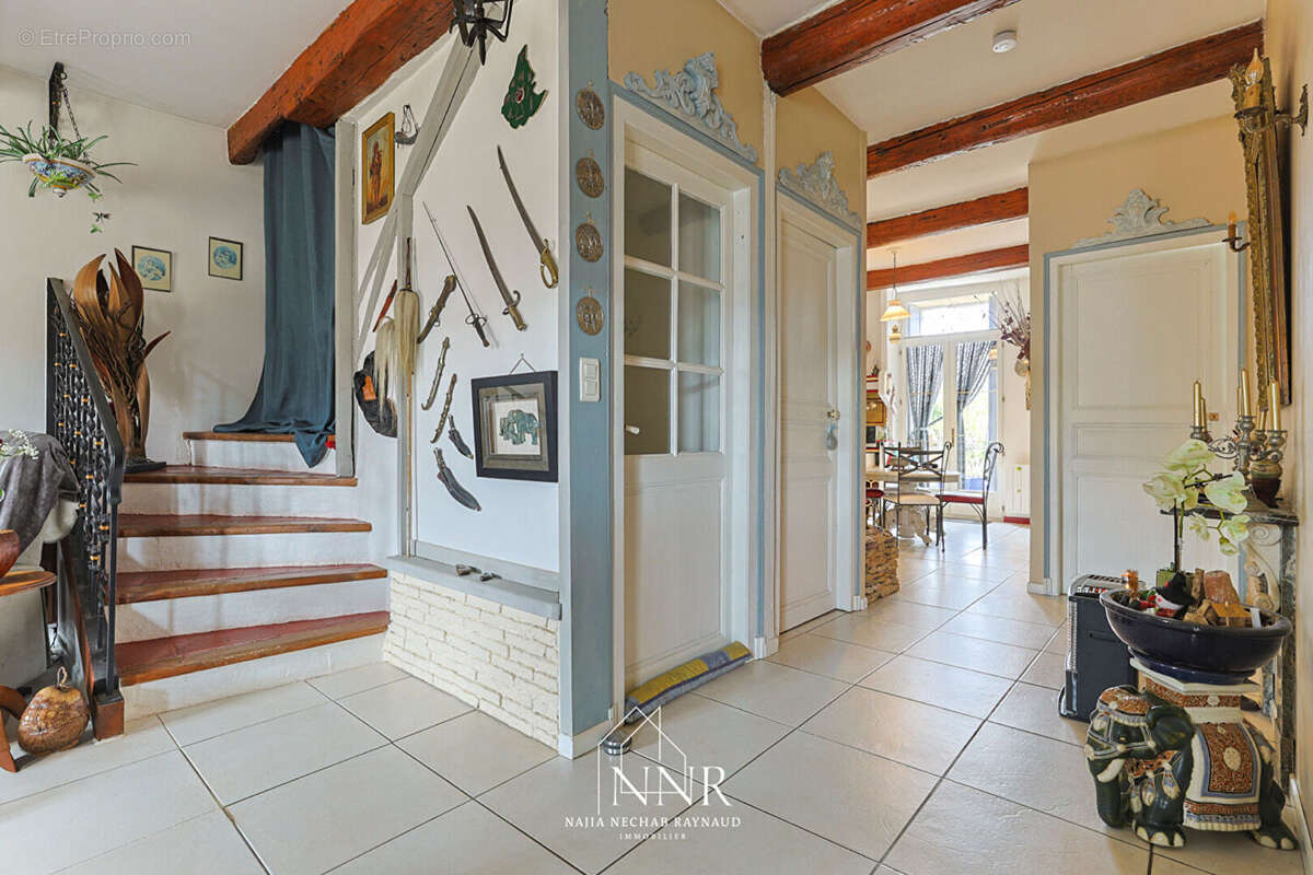 Maison à JONQUIERES