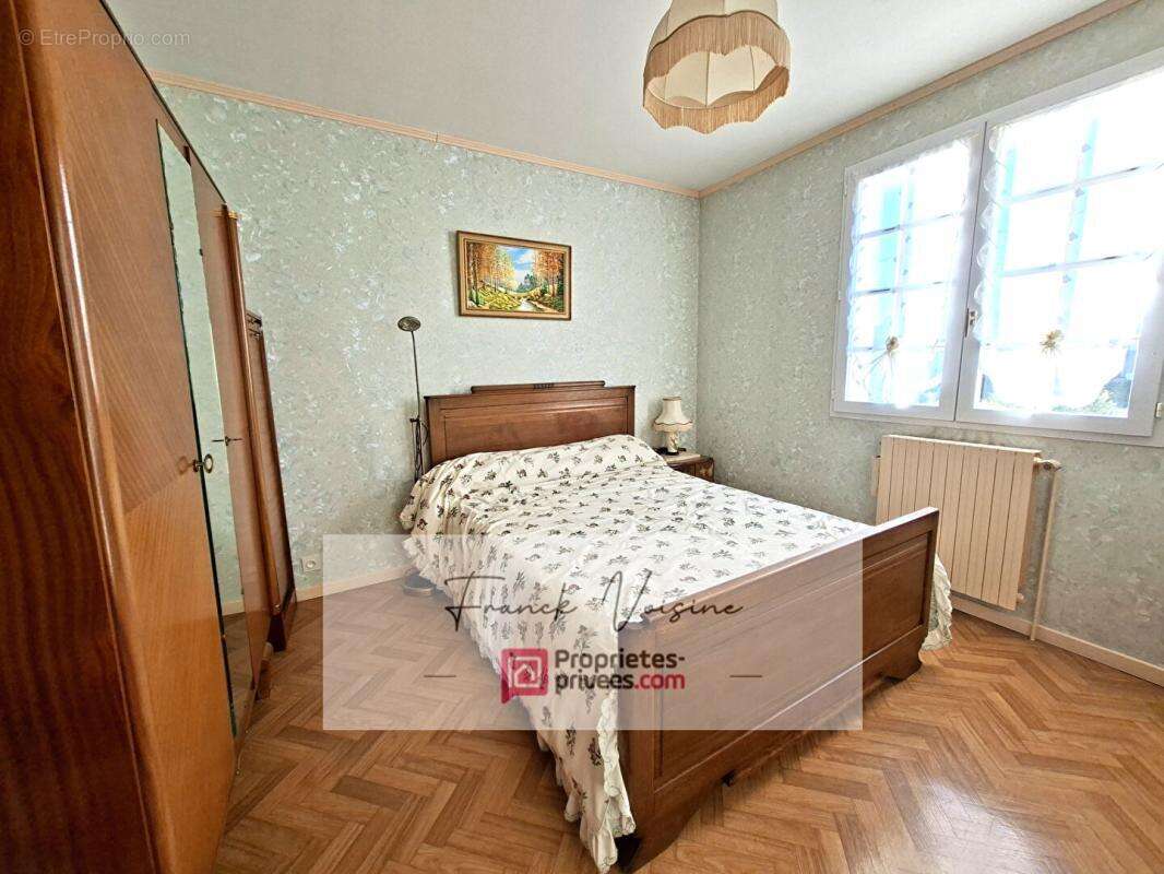 A VENDRE à Saint Paul en Pareds, maison de 137 m2 avec 2 chambres et 1 studio en sous-sol sur une parcelle constructible de 1154 - photo 16