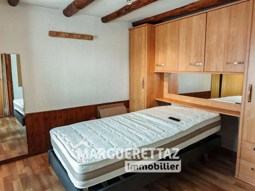 Appartement à CRANVES-SALES