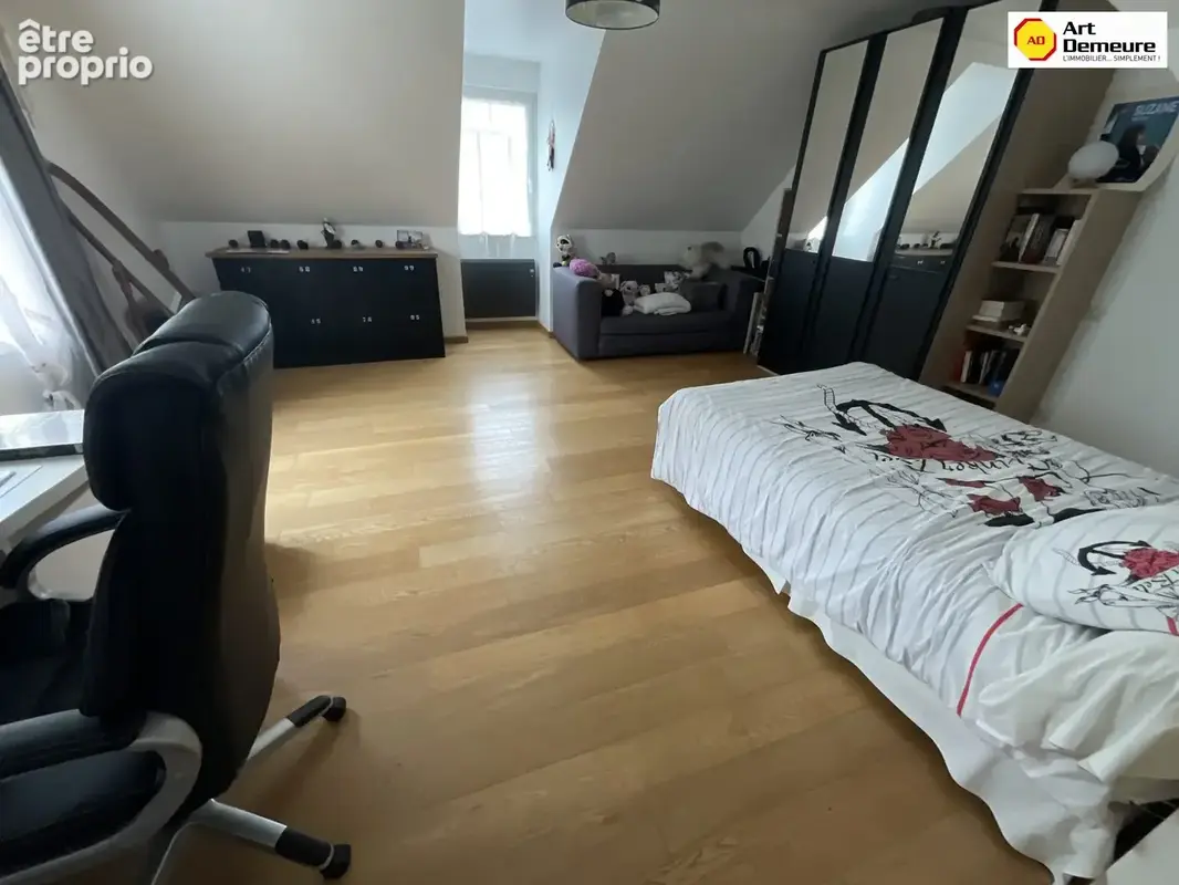 Maison 5 pièces 167 m² à vendre à Villiers-Adam (95840) - photo 9
